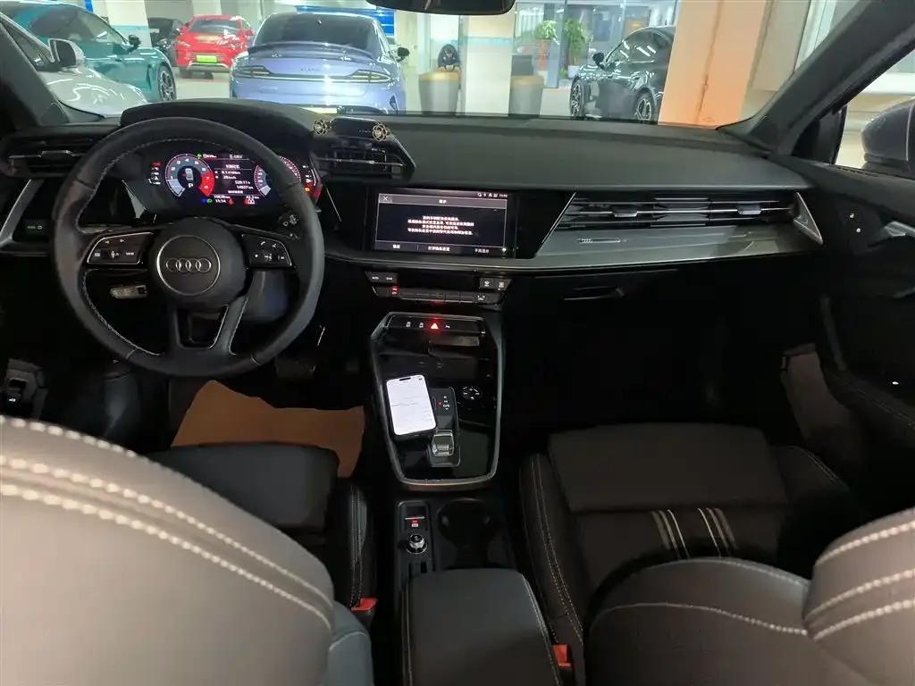 Audi A3 2024 из CN, фото 3