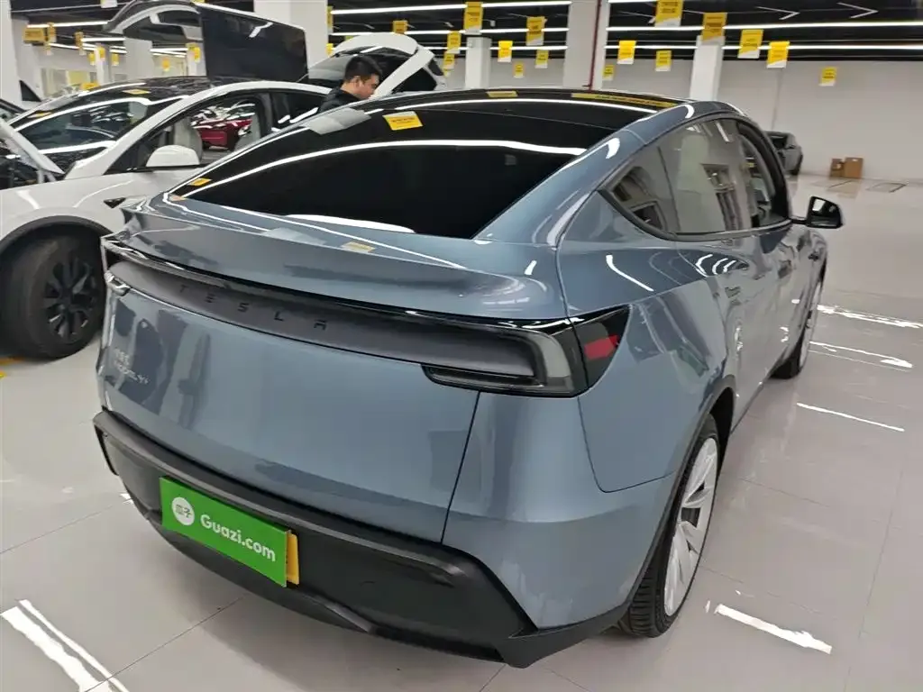 Tesla Model Y 2025 из CN, фото 7