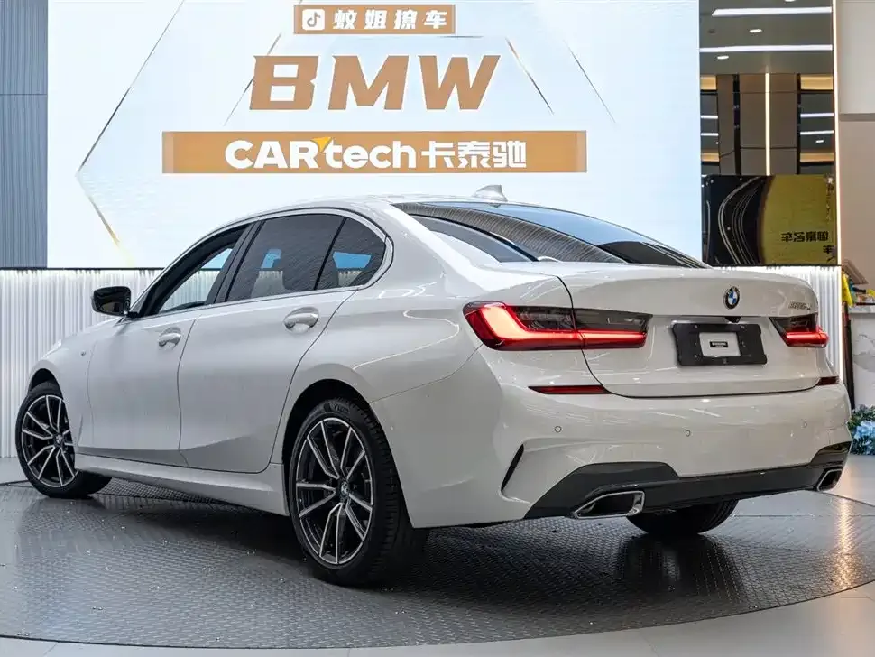 BMW 3 Series 2022 из CN, фото 9
