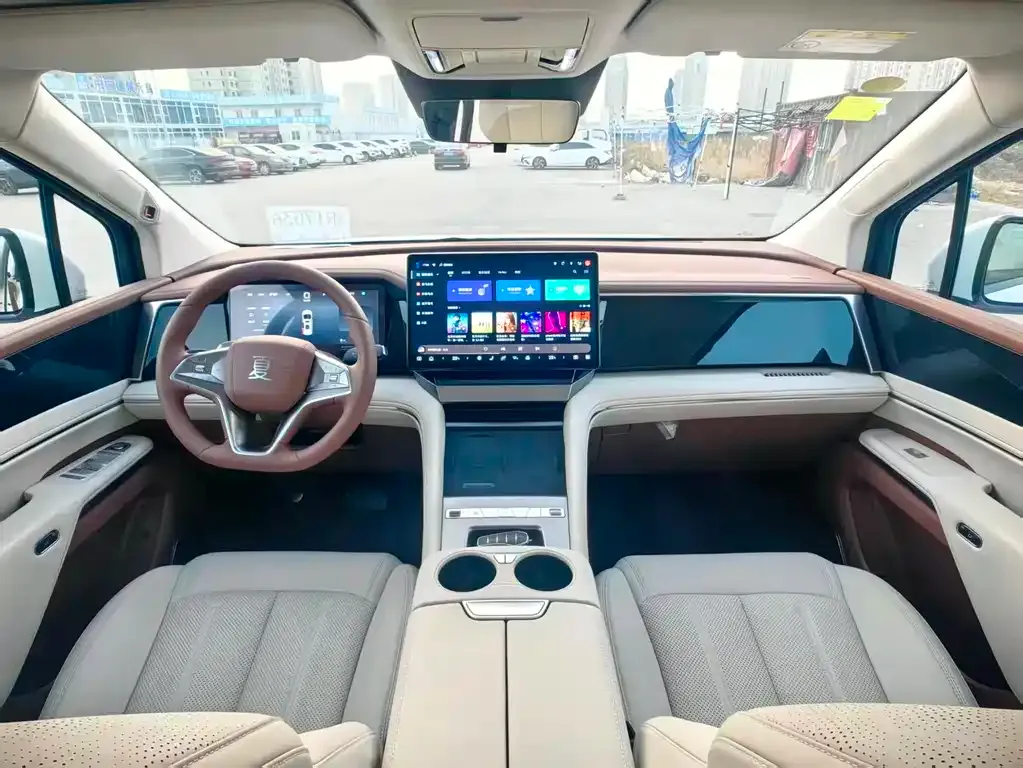 BYD Xia 2025 из CN, фото 3