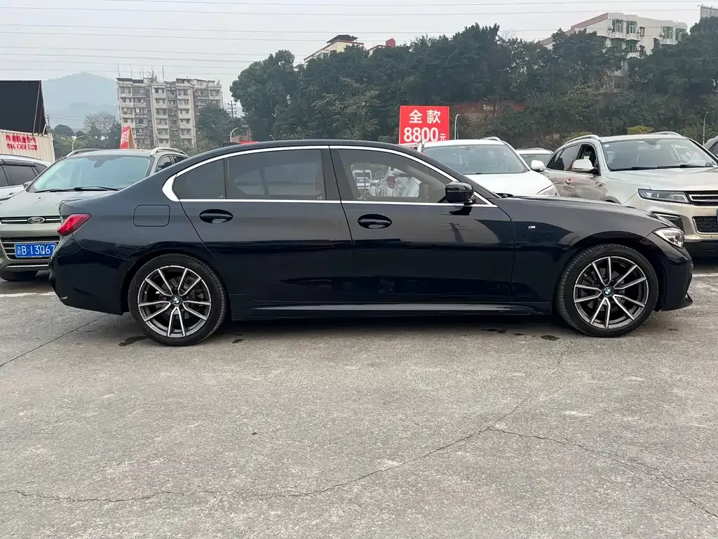 BMW 3 Series 2021 из CN, фото 9
