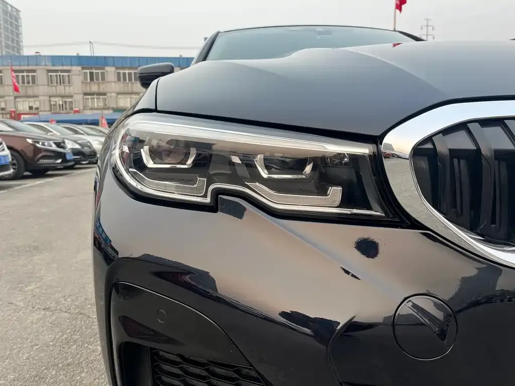 BMW 3 Series 2021 из CN, фото 3
