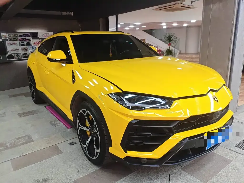 Lamborghini Urus 2023 из CN, фото 1