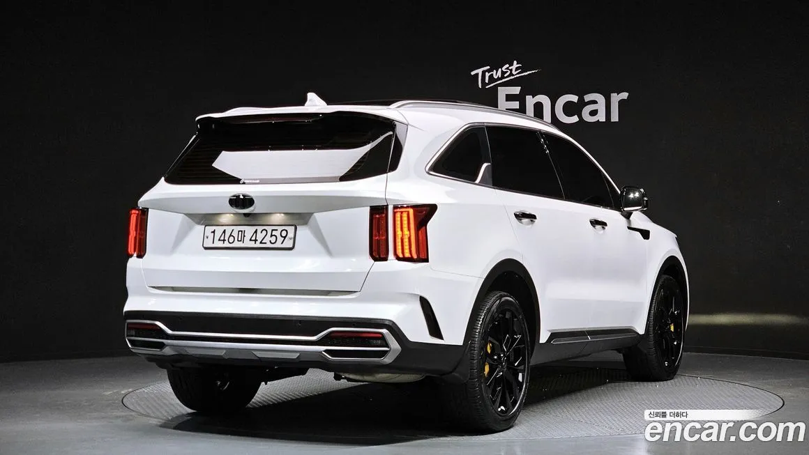 Kia Sorento — фото 4