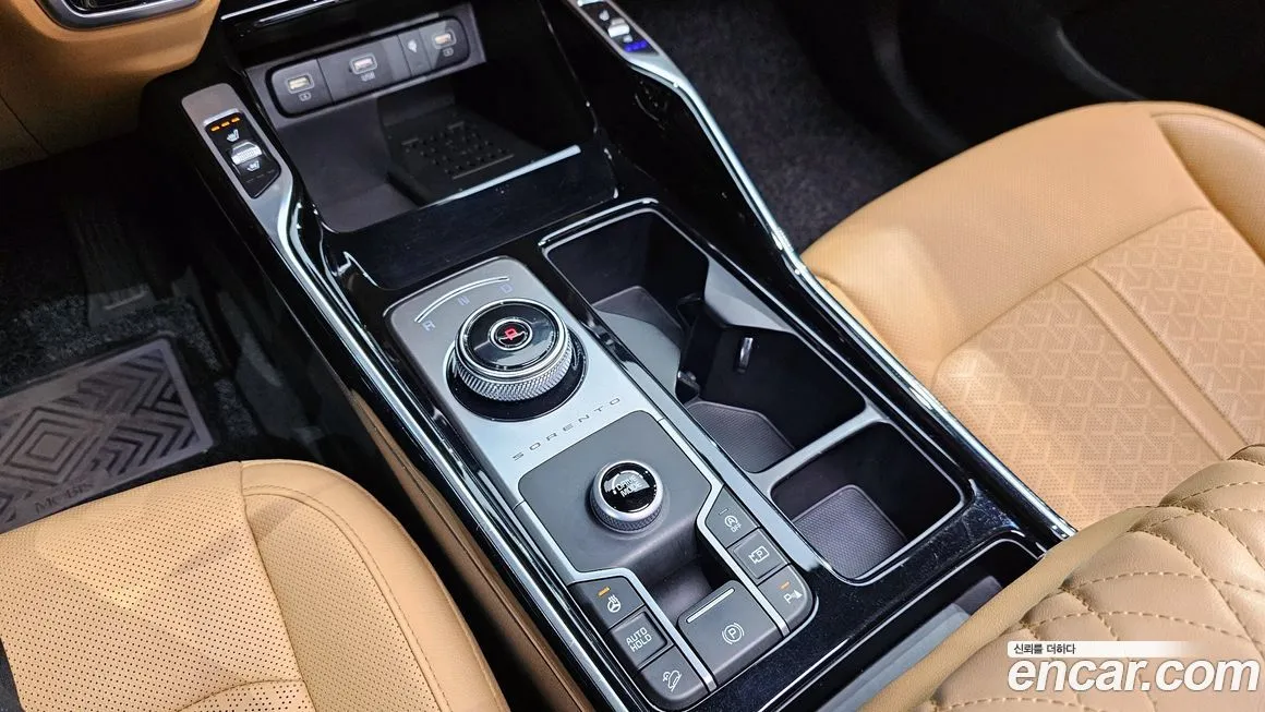 Kia Sorento — фото 9