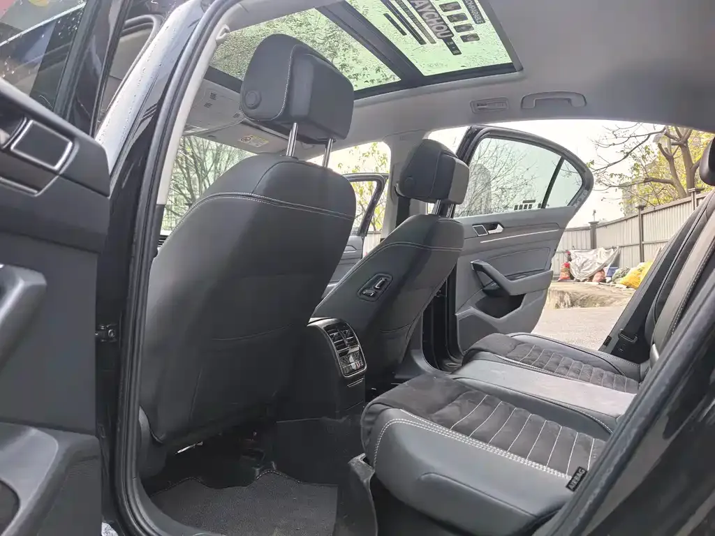 Volkswagen Magotan 2022 из CN, фото 2