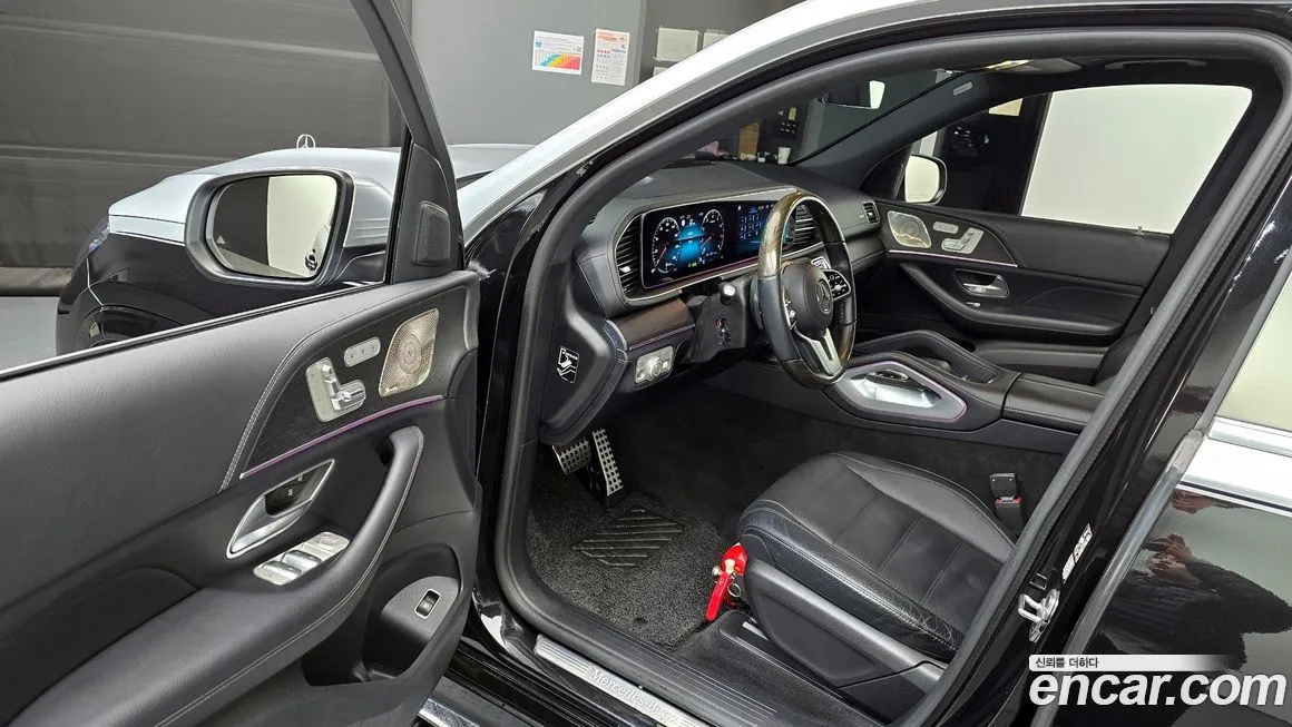 Mercedes-Benz GLS-Class — фото 6