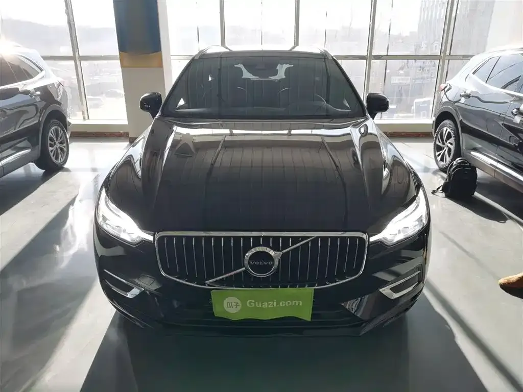 Volvo XC60 2021 из CN, фото 4