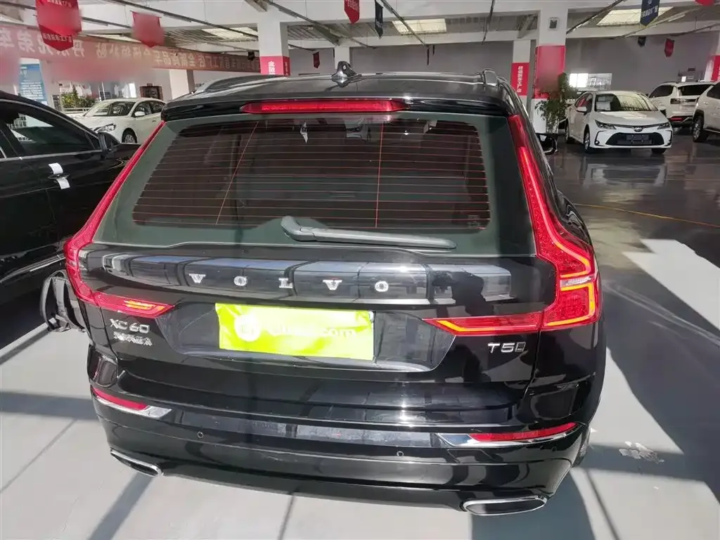 Volvo XC60 2021 из CN, фото 8