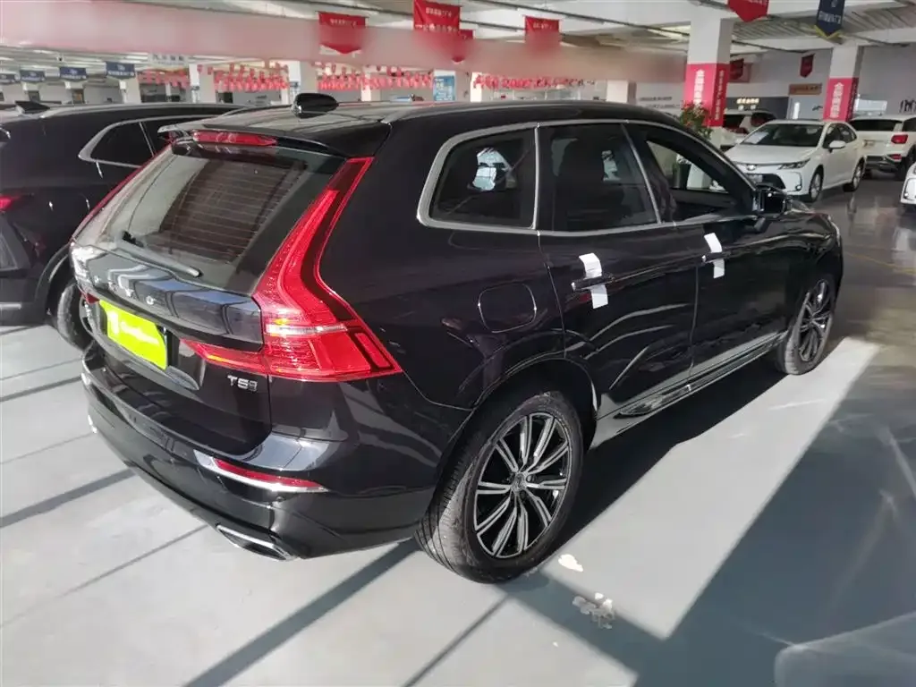 Volvo XC60 2021 из CN, фото 9