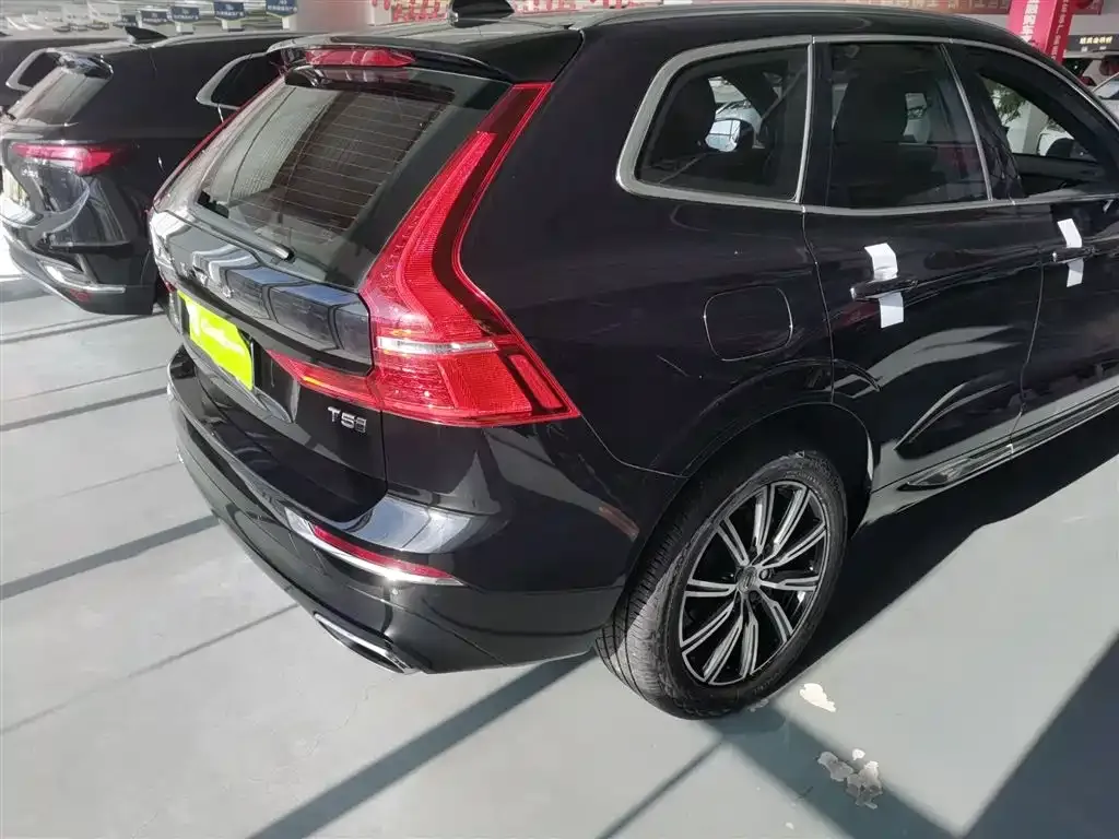 Volvo XC60 2021 из CN, фото 7