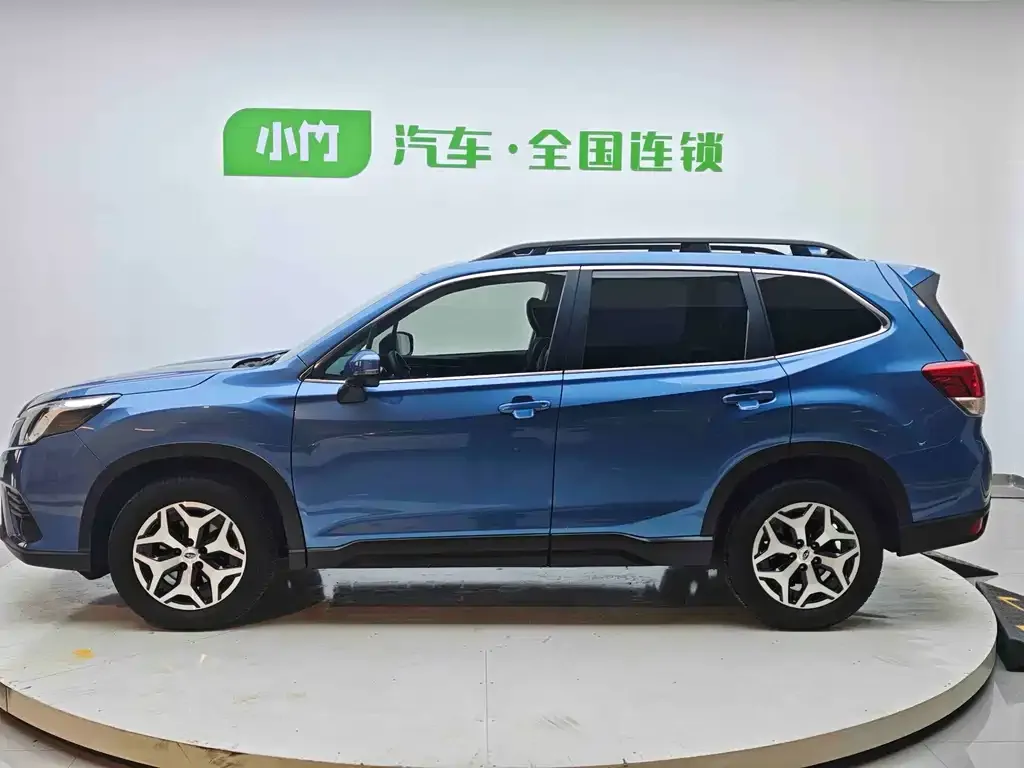 Subaru Forester 2023 из CN, фото 7