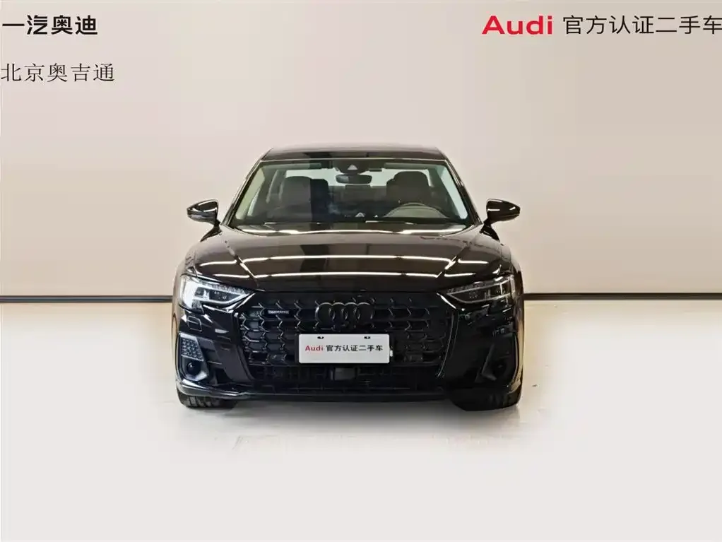 Audi A8 2023 из CN, фото 3