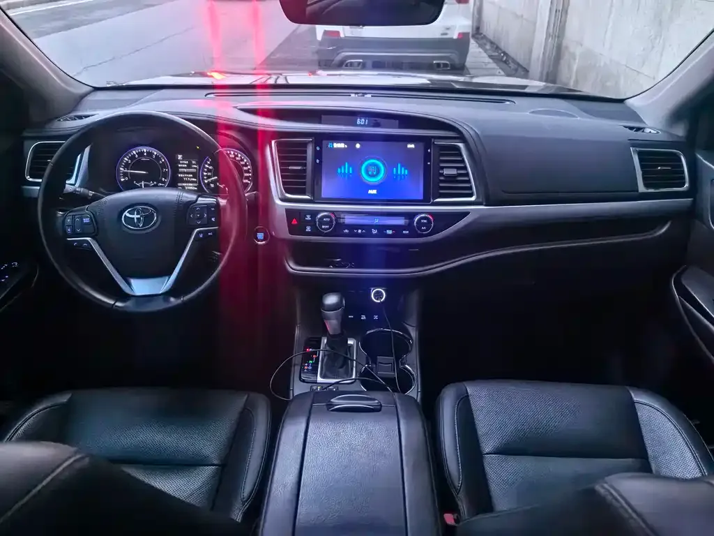 Toyota Highlander 2021 из CN, фото 5