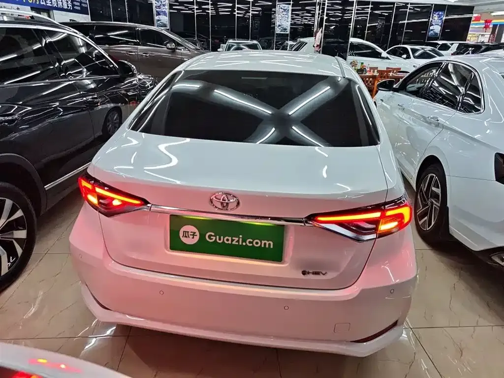 Toyota Corolla 2025 из CN, фото 4