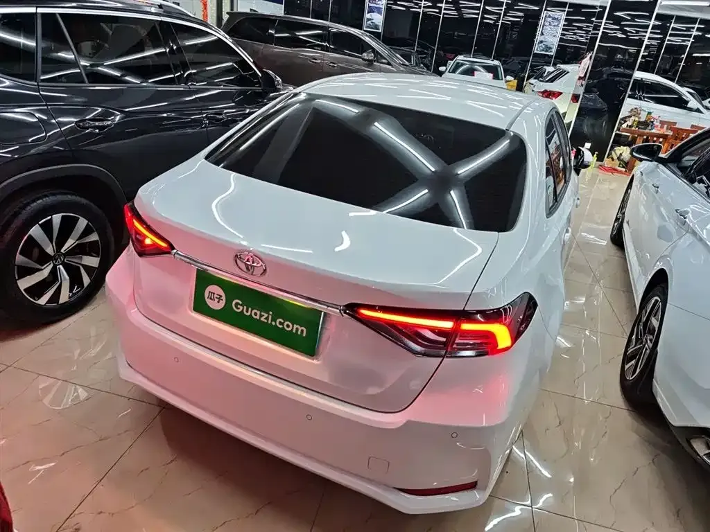 Toyota Corolla 2025 из CN, фото 9