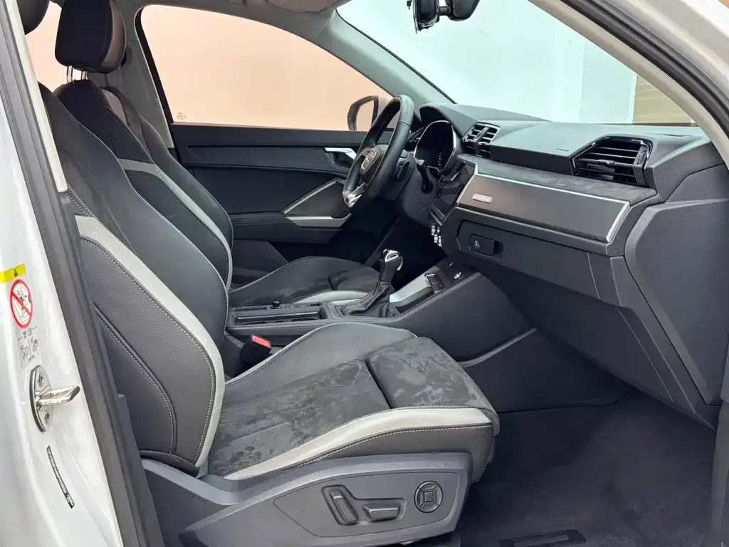 Audi Q3 2022 из CN, фото 9