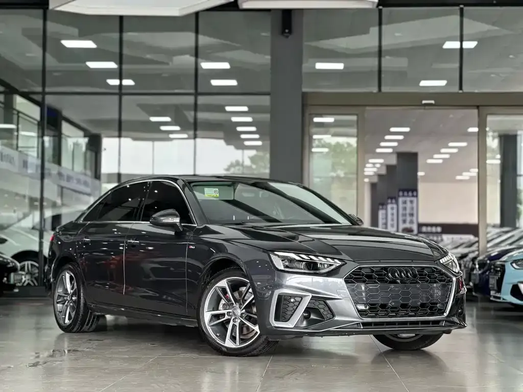 Audi A4L 2023 из CN, фото 6