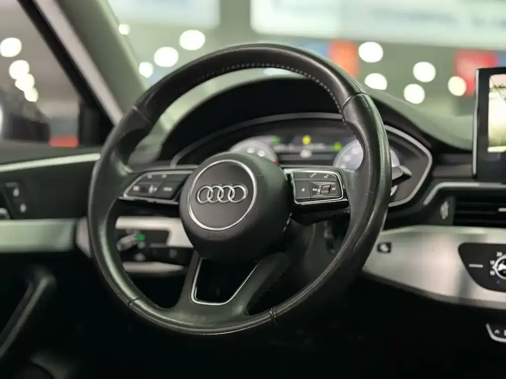 Audi A4L 2023 из CN, фото 7