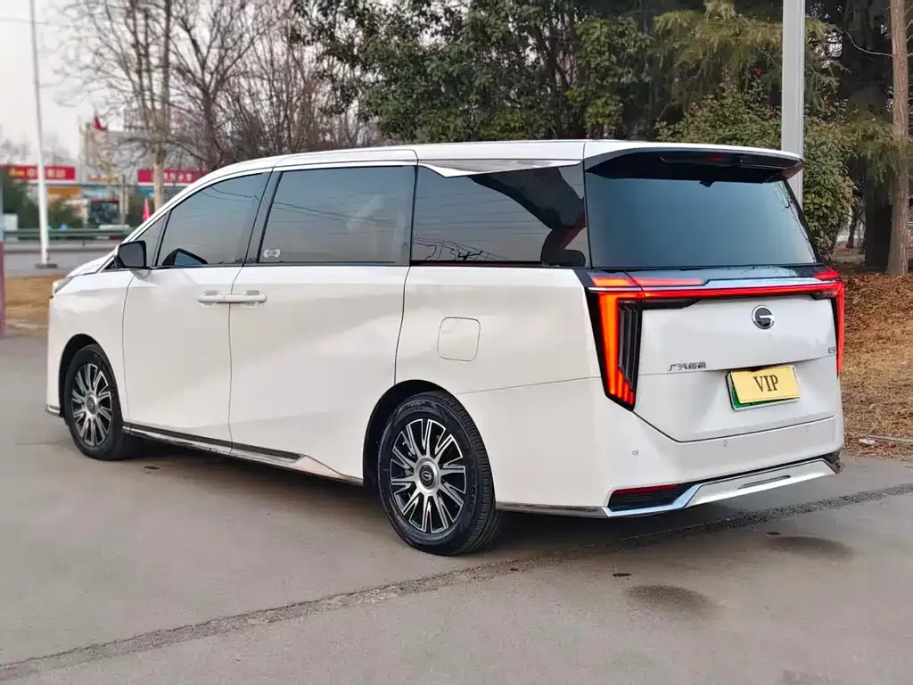 GAC Motor Trumpchi E9 — фото 3