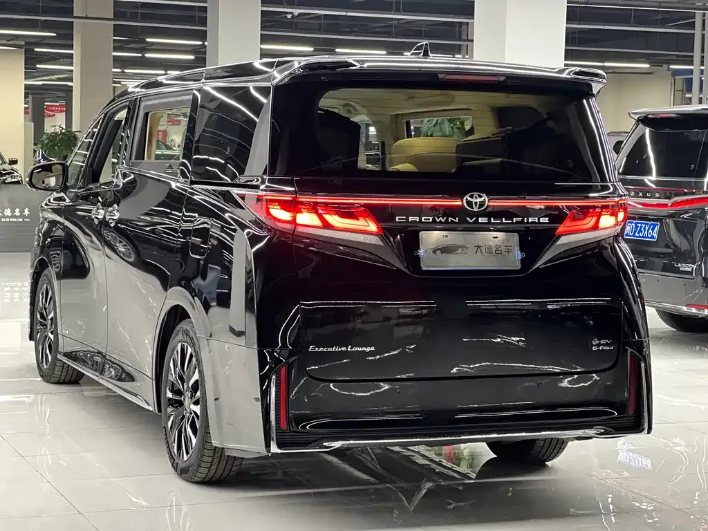 Toyota Vellfire 2024 из CN, фото 5