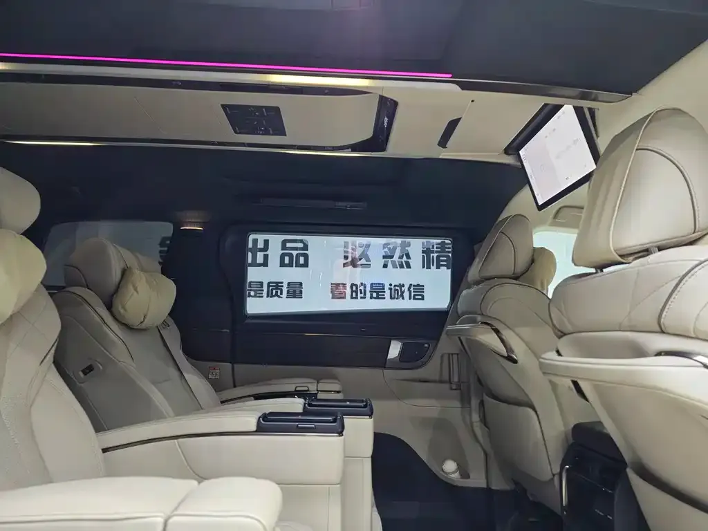 Toyota Vellfire 2024 из CN, фото 4