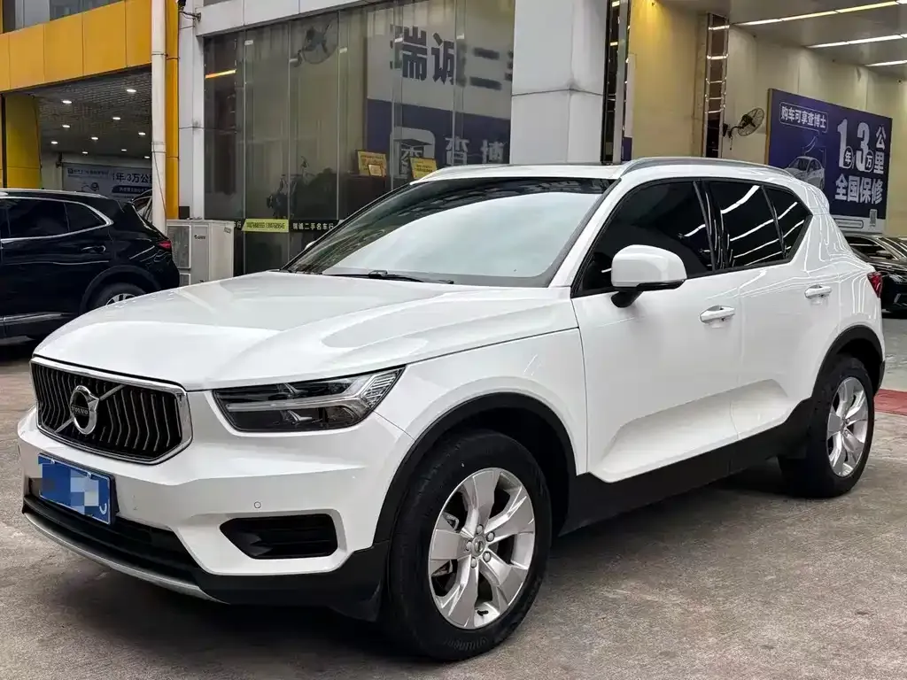 Volvo XC40 2021 из CN, фото 1