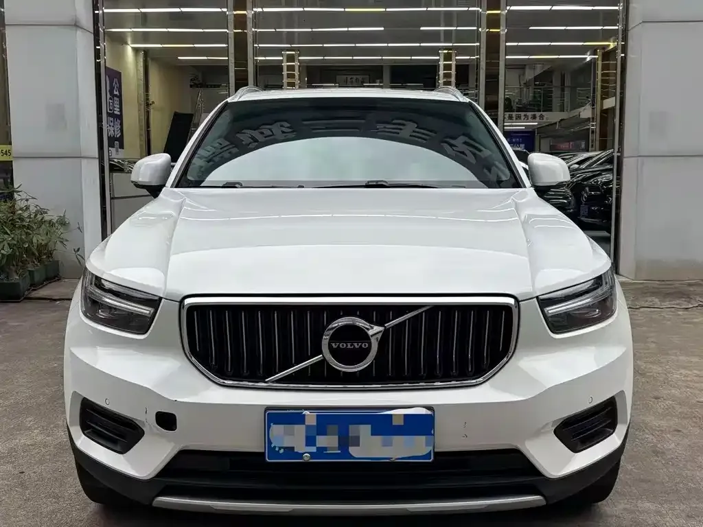 Volvo XC40 2021 из CN, фото 3