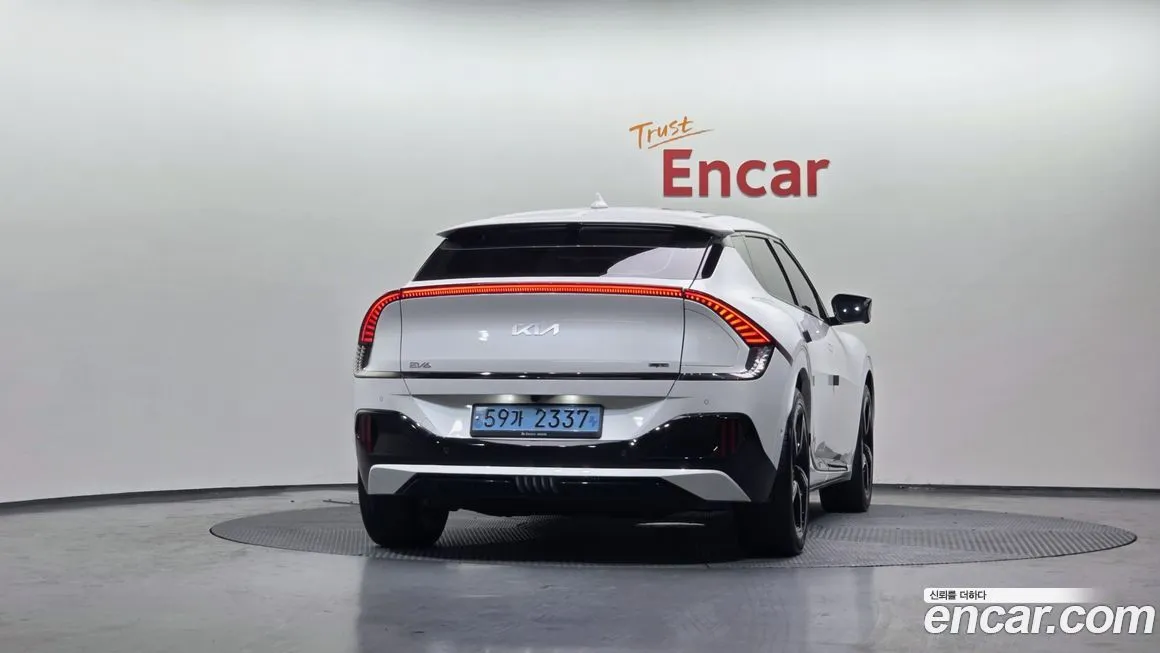 Kia EV6 2023 из KR, фото 3
