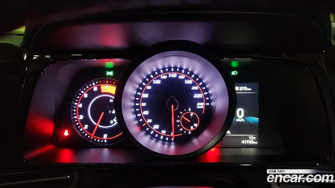 Hyundai AVANTE 2021 из KR, фото 6