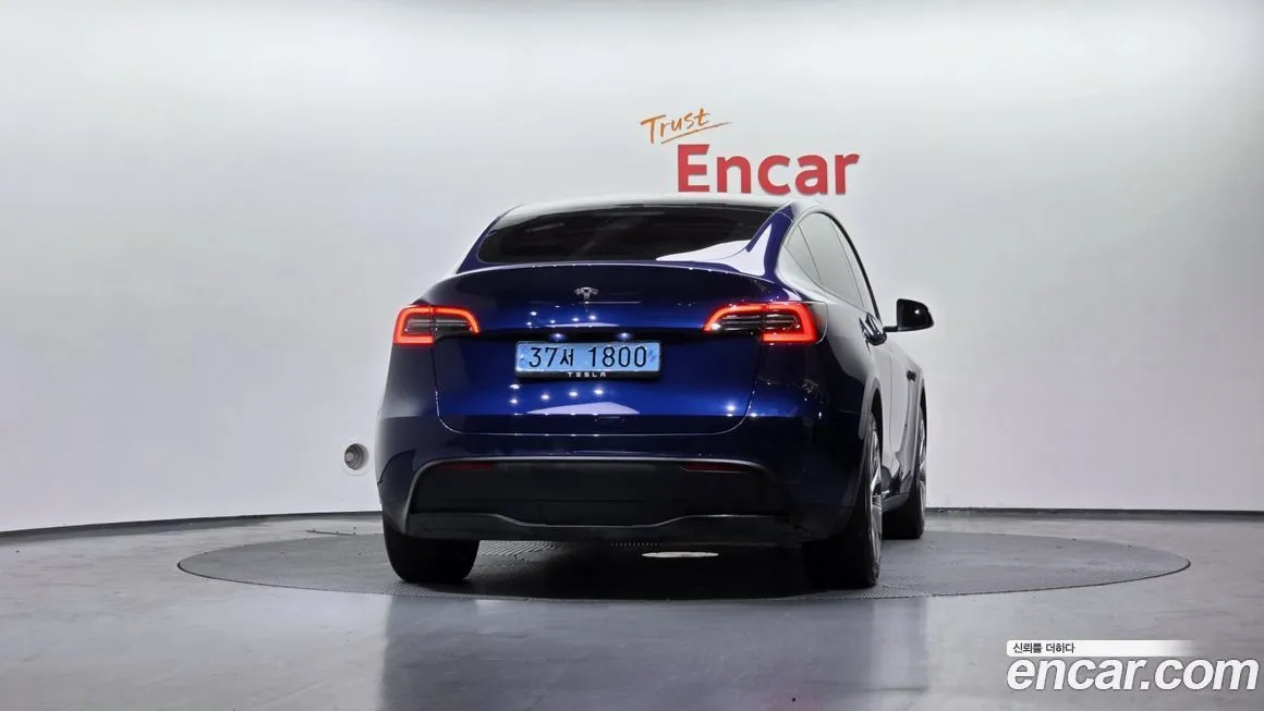 Tesla Model Y 2024 из KR, фото 3