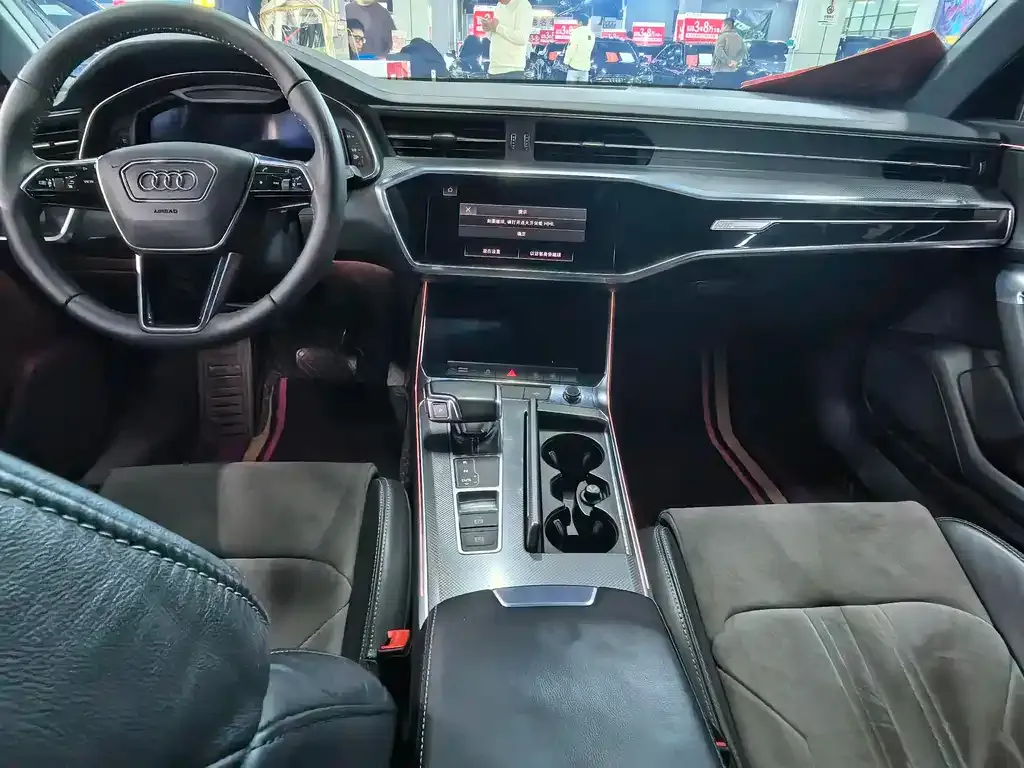 Audi A6L 2021 из CN, фото 2