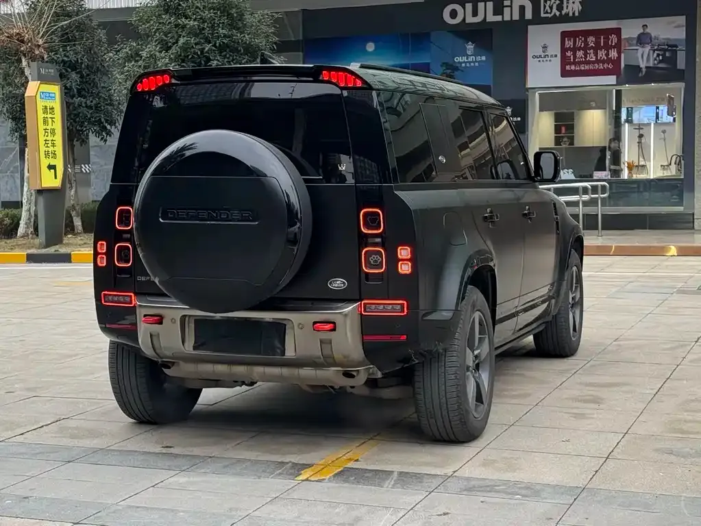 Land Rover Defender 2025 из CN, фото 9