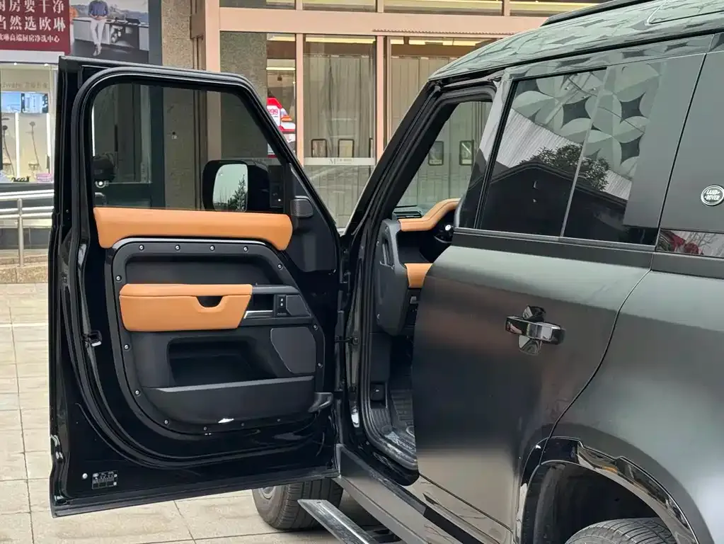 Land Rover Defender 2025 из CN, фото 6