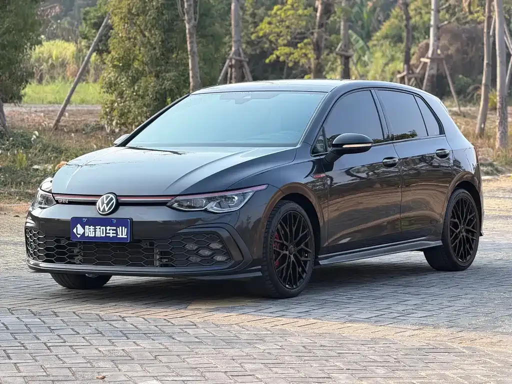 Volkswagen Golf GTI 2022 из CN, фото 1