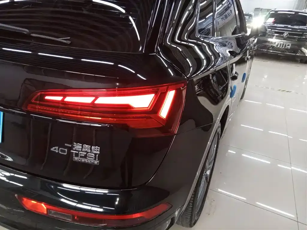 Audi Q5L 2024 из CN, фото 5