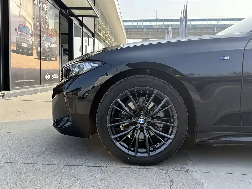 BMW 3 Series 2025 из CN, фото 7