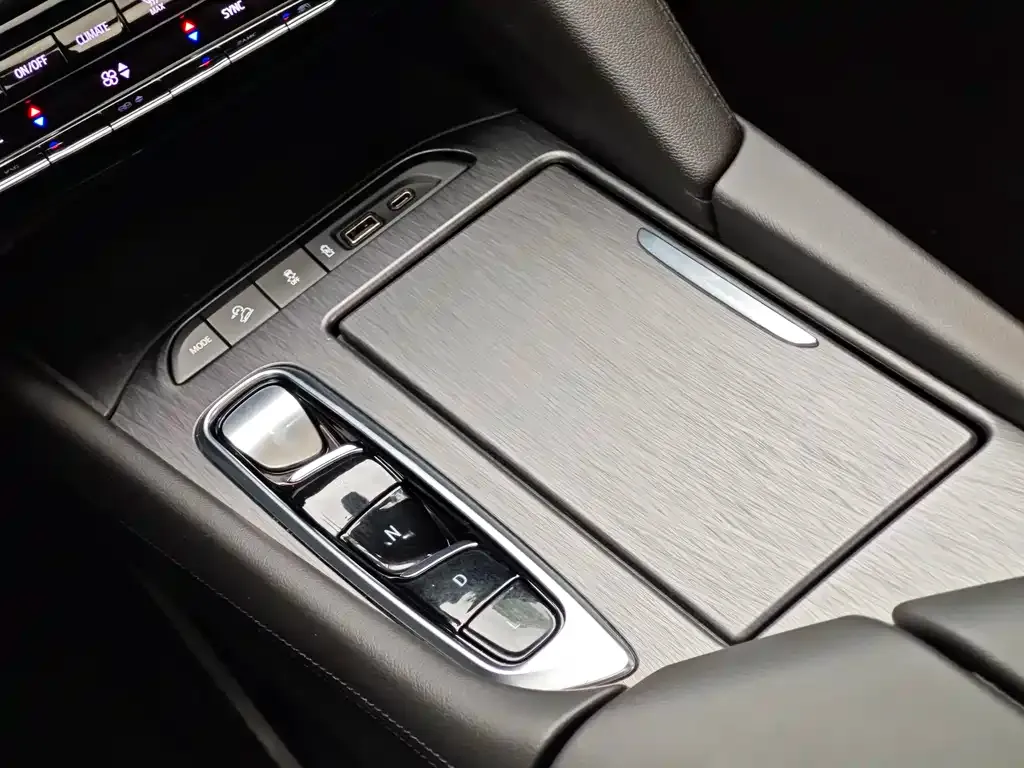 Buick Enclave — фото 4