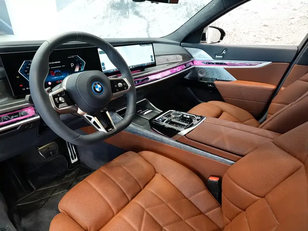 BMW i7 2025 из CN, фото 8