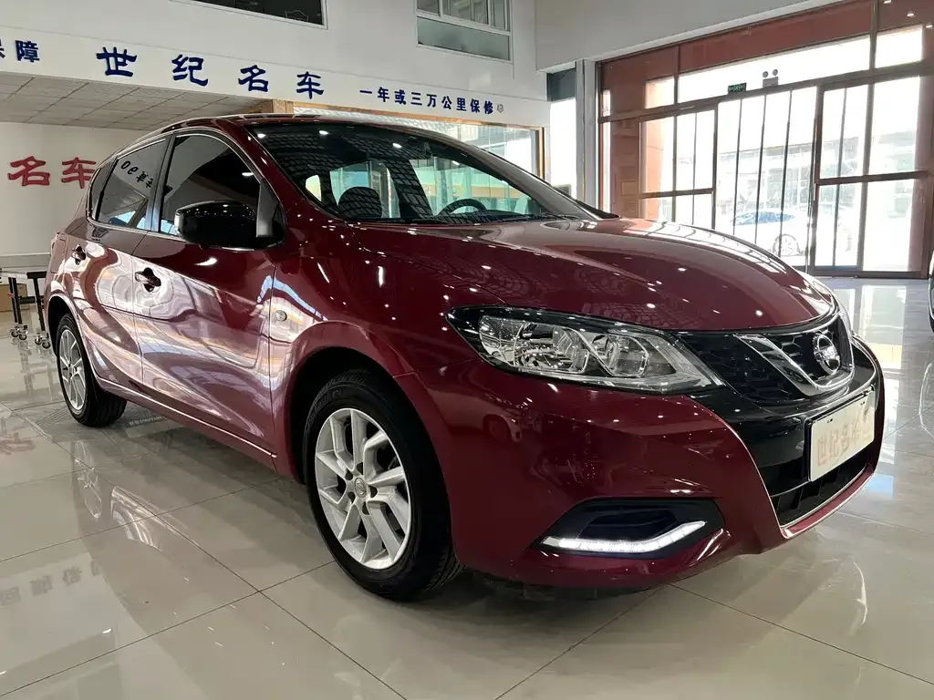 Nissan Tiida 2023 из CN, фото 4