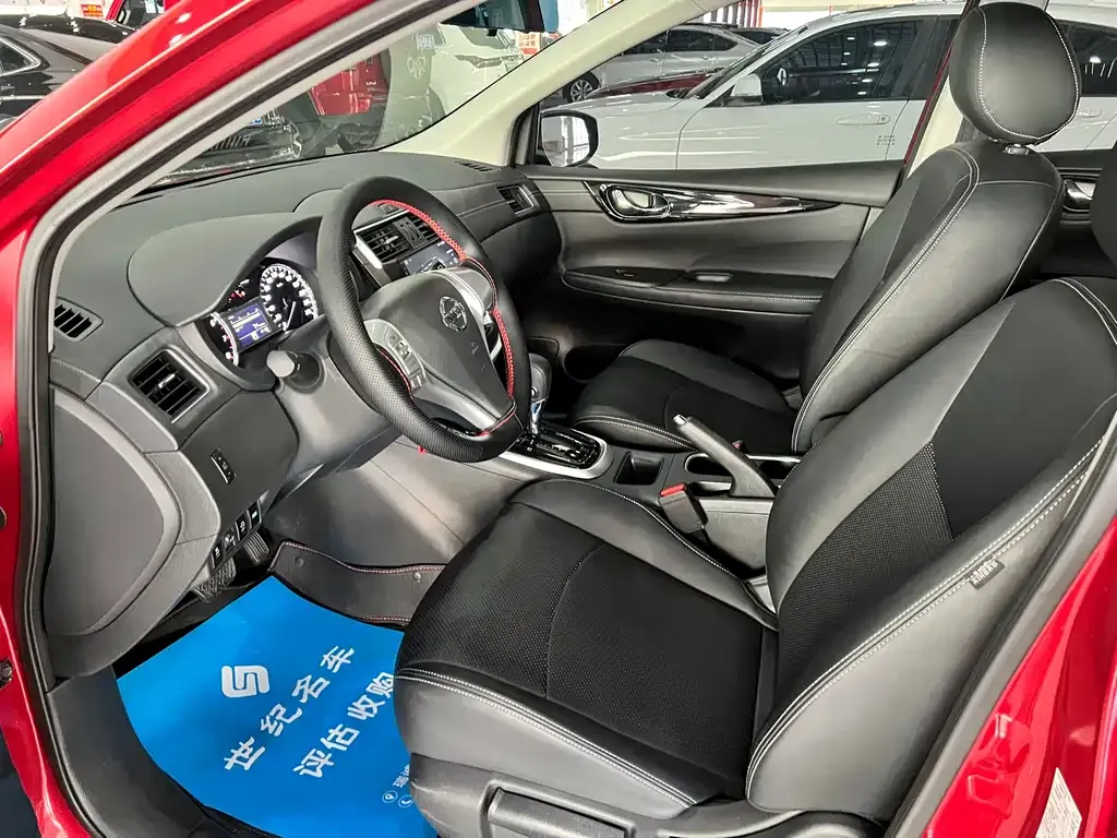 Nissan Tiida 2023 из CN, фото 5