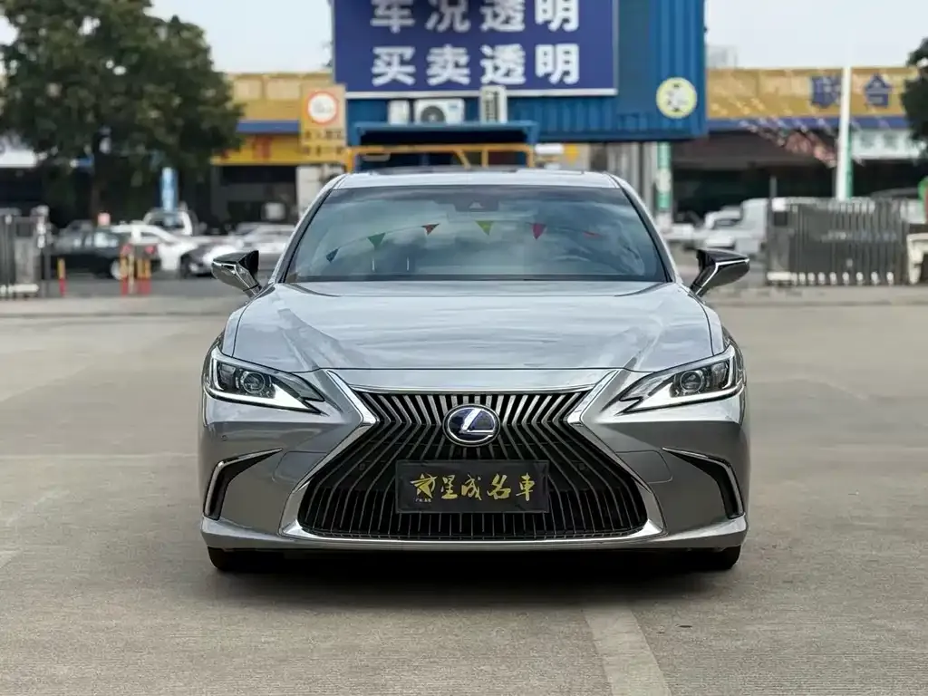 Lexus ES 2021 из CN, фото 8