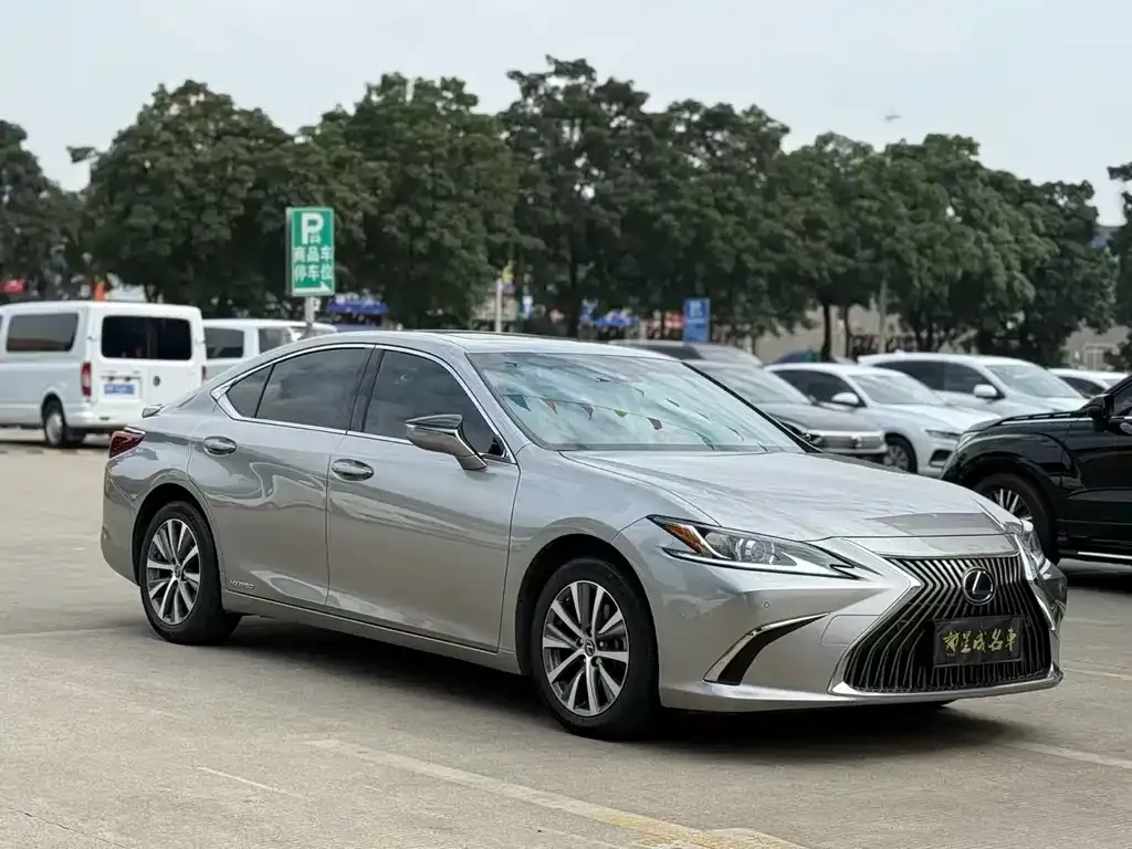 Lexus ES 2021 из CN, фото 4