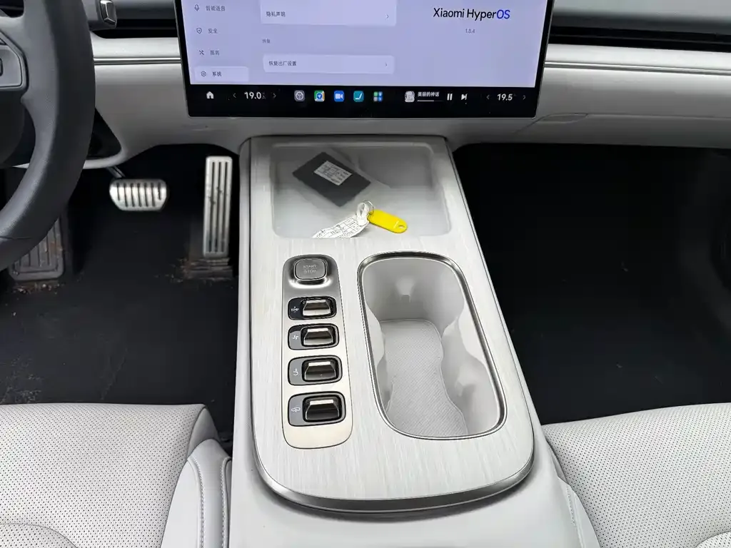 Xiaomi SU7 2024 из CN, фото 2