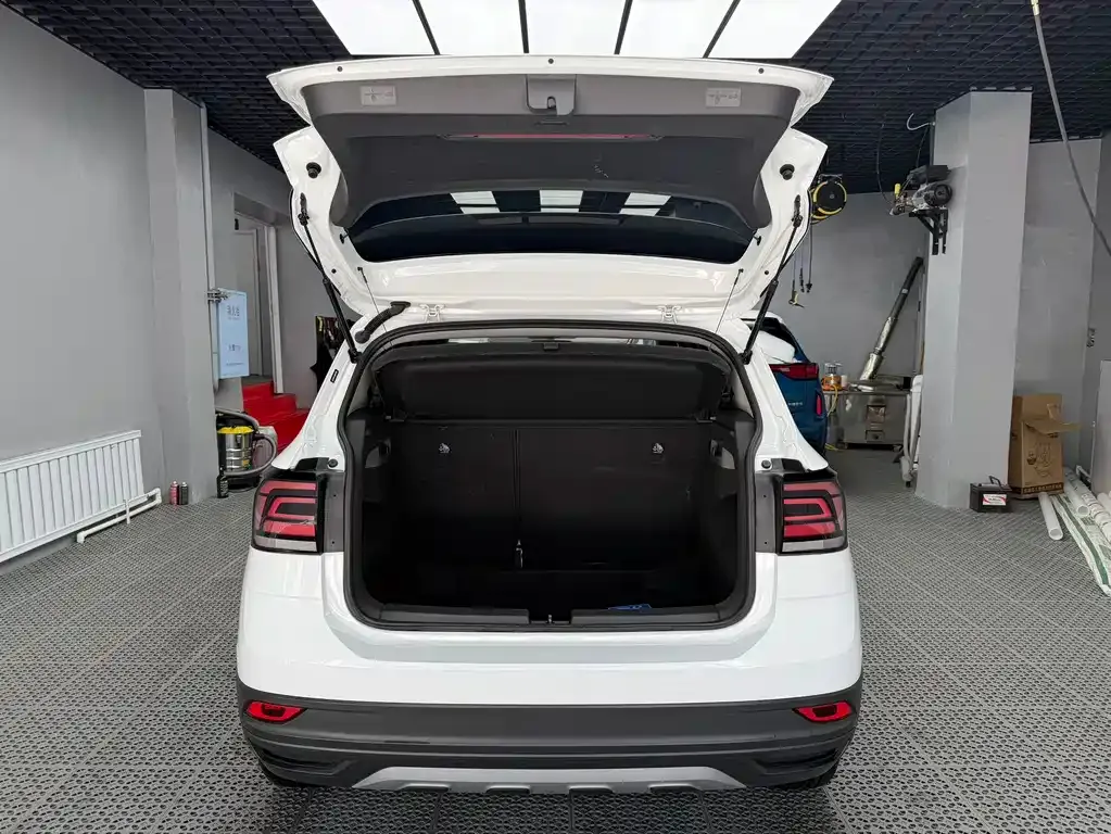 Volkswagen T-Cross — фото 4