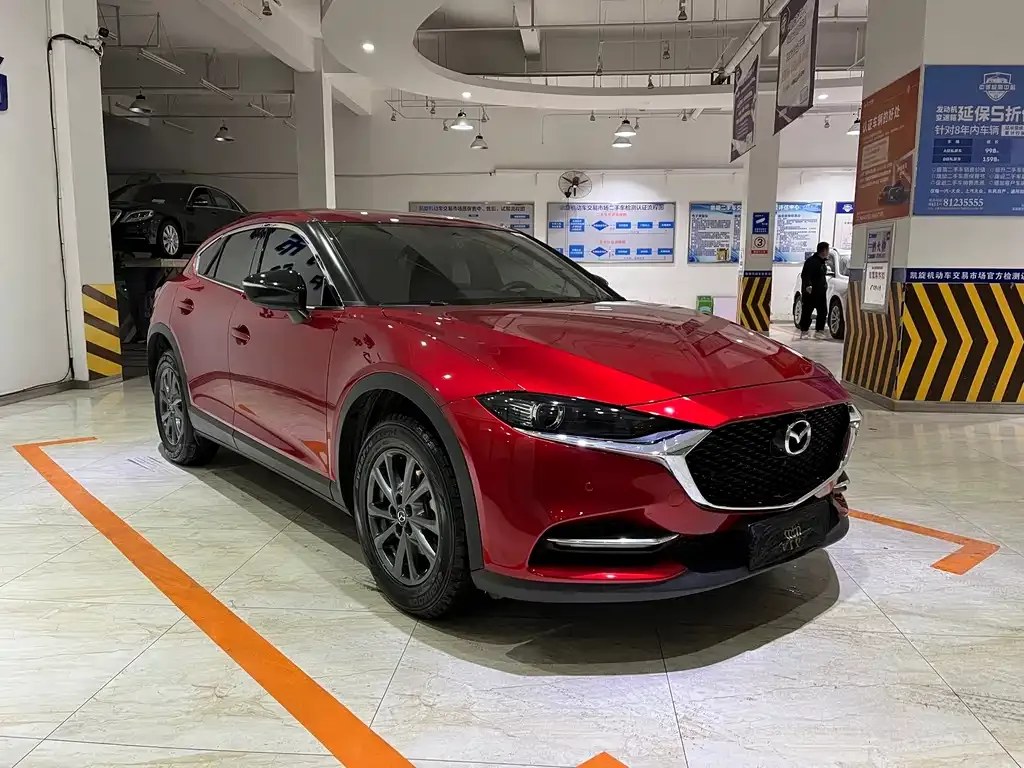 Mazda CX-4 2023 из CN, фото 2