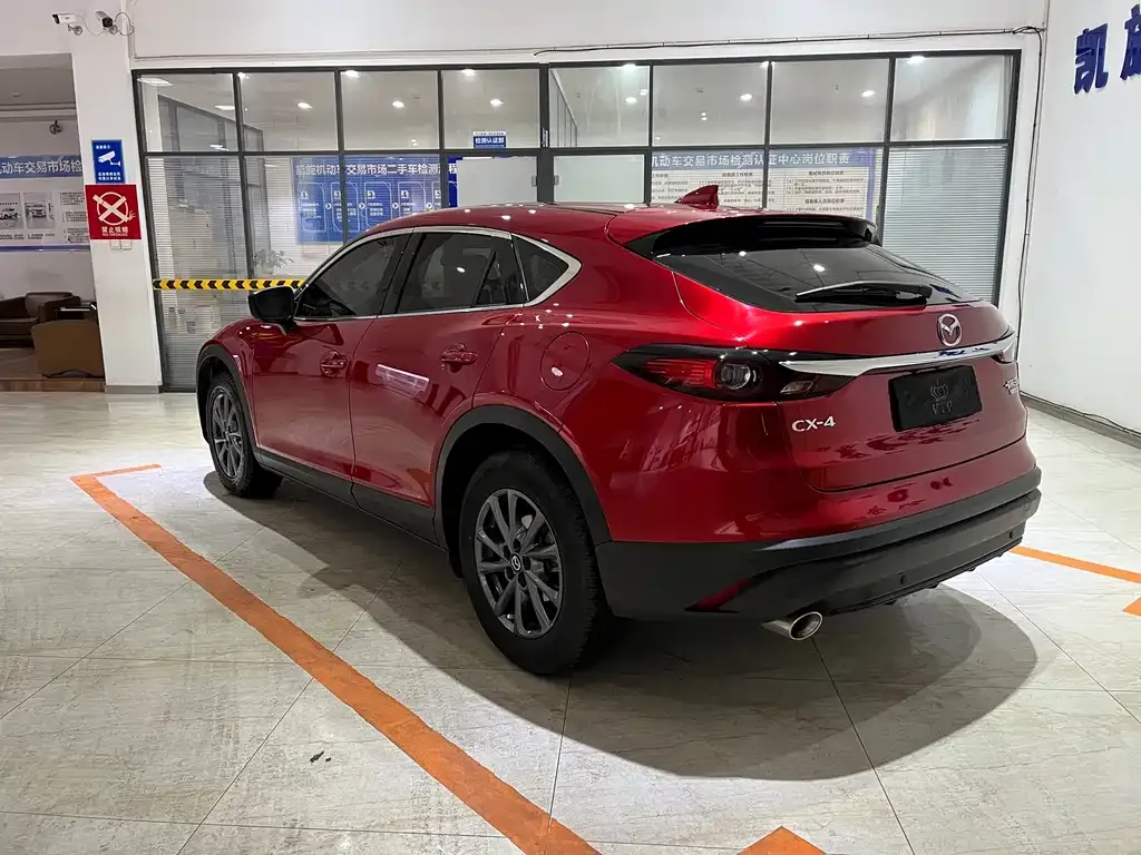 Mazda CX-4 2023 из CN, фото 8