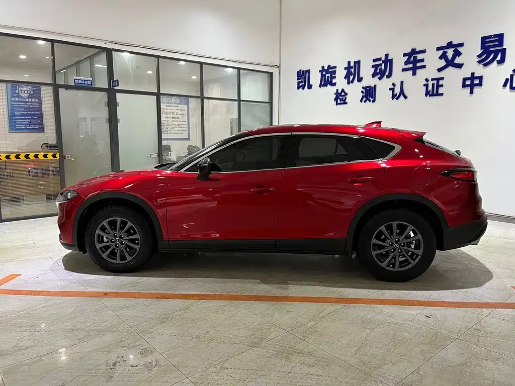 Mazda CX-4 2023 из CN, фото 7