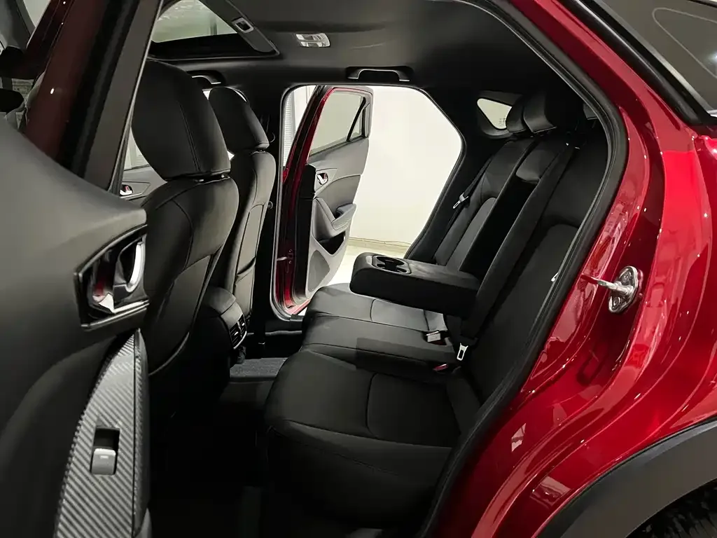 Mazda CX-4 2023 из CN, фото 6