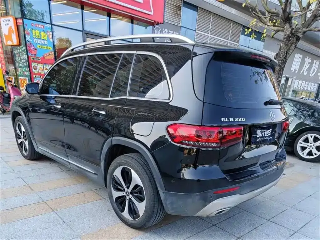 Mercedes-Benz GLB 2023 из CN, фото 3